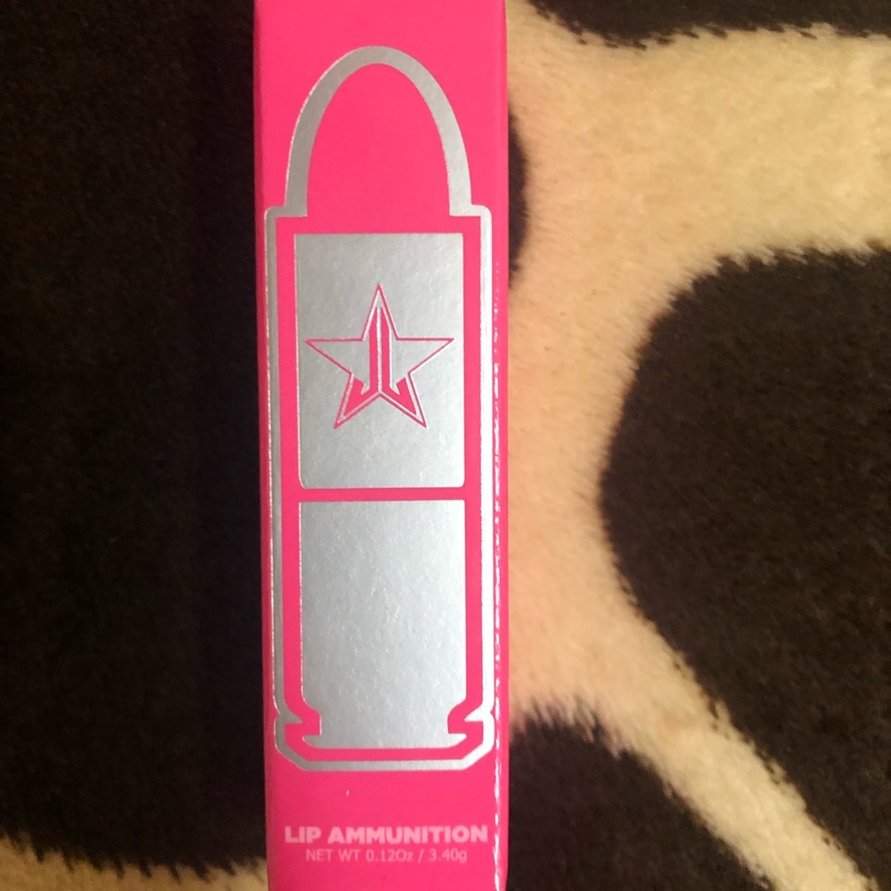 Jeffree Star lipstick